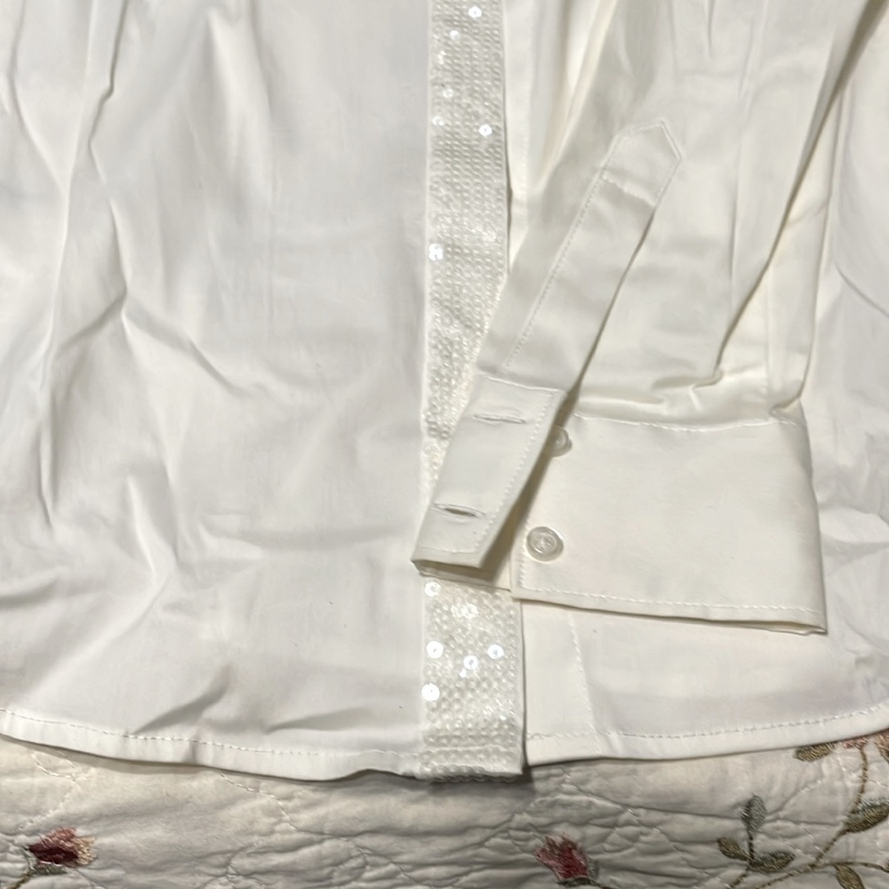 White Button-Up Shirt - Picture 4 of 4